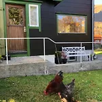 Gjestegard Bed & Breakfast *