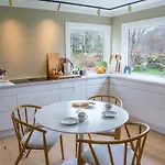 Gjestegard Bed and Breakfast