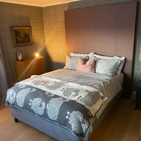 Bed and Breakfast Gjestegard Valberg